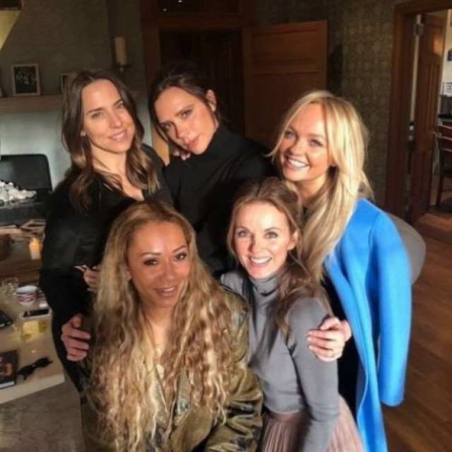 Victoria Beckham reunited with the Spice Girls