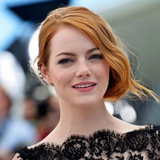 Actress Emma Stone is expecting her first child