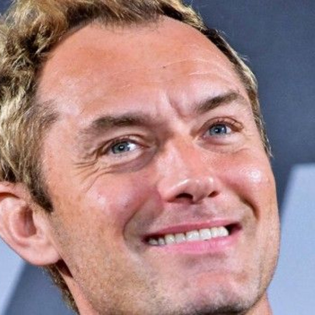 Jude Law may play a wizard in a new series