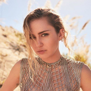 Miley Cyrus told why she so often bares her body in photoshoots