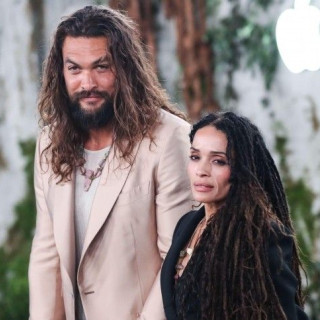 Jason Mamoa has announced that he and his wife, Lisa Bonet, are splitting up