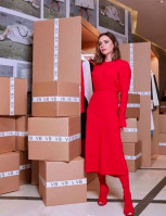 Victoria Beckham surprised fans in an unusual red way