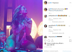 Half-naked Jennifer Lopez sexually bends at the pylon