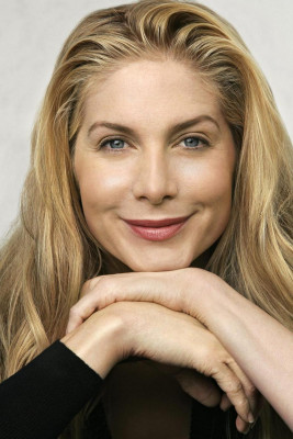 Elizabeth Mitchell pic #320166