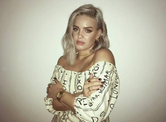 Anne-Marie pic #940439