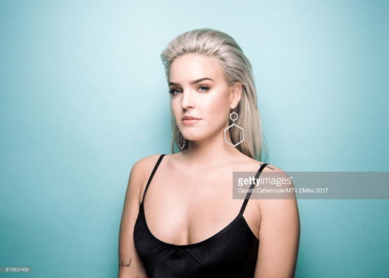 Anne-Marie pic #986326