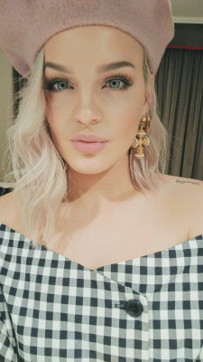 Anne-Marie pic #937226