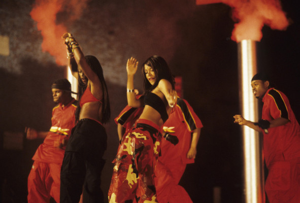 Aaliyah pic #120042