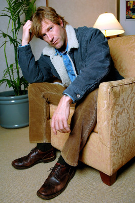 Aaron Eckhart pic #746088