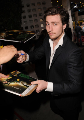 Aaron Johnson pic #371363