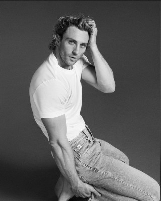 Aaron Johnson pic #1348948