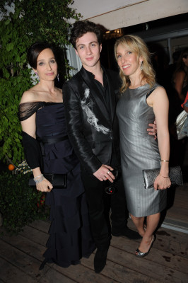 photo 25 in Aaron Johnson gallery [id371021] 2011-04-21 00:00:00