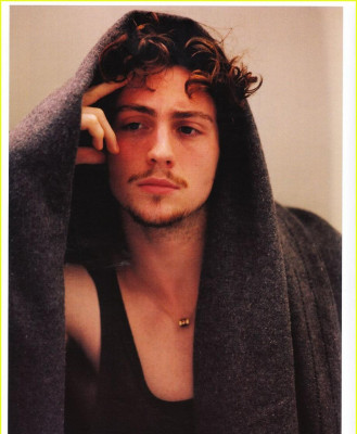Aaron Johnson pic #334019