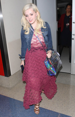 Abigail Breslin pic #627727
