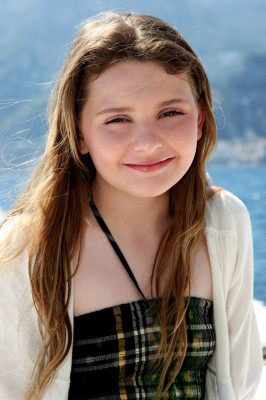 Abigail Breslin pic #245101