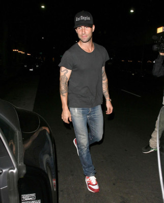 Adam Levine pic #638181