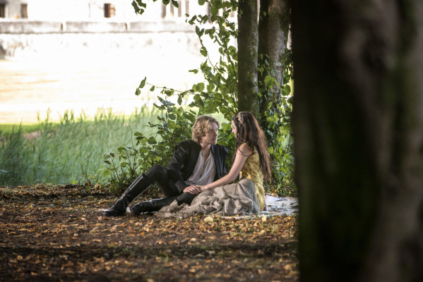 Adelaide Kane pic #711459