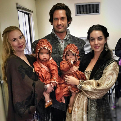 Adelaide Kane pic #940725