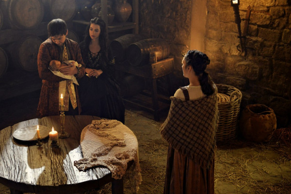 Adelaide Kane pic #775982