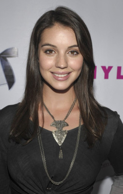 photo 21 in Adelaide Kane gallery [id716129] 2014-07-09 00:00:00
