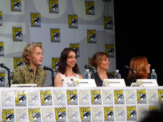 Adelaide Kane pic #731148