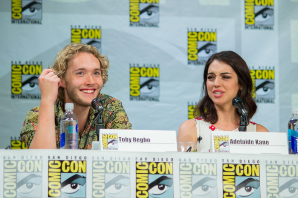 Adelaide Kane pic #729240