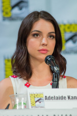 Adelaide Kane pic #729926