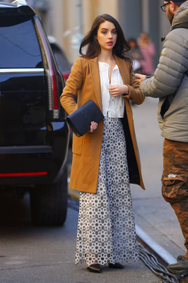 Adelaide Kane pic #834546