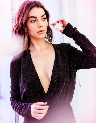 Adelaide Kane pic #994779