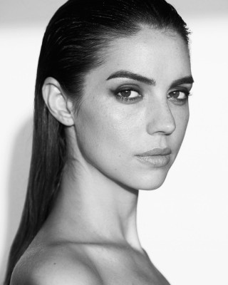 Adelaide Kane pic #1074311