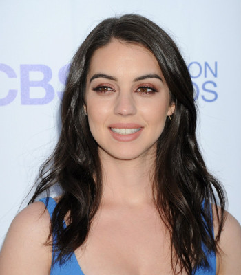photo 21 in Adelaide Kane gallery [id776120] 2015-05-28 00:00:00