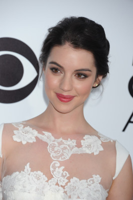 Adelaide Kane pic #716626