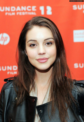 Adelaide Kane pic #716823