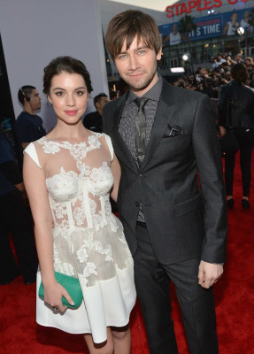 Adelaide Kane pic #665512