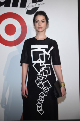 Adelaide Kane pic #833788