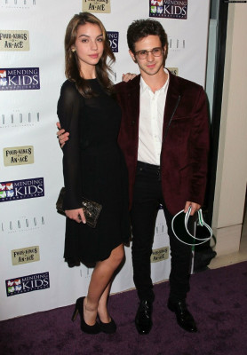 Adelaide Kane pic #684126