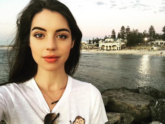 Adelaide Kane pic #834319