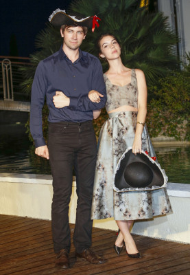 photo 7 in Adelaide Kane gallery [id710225] 2014-06-20 00:00:00