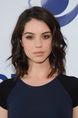 Adelaide Kane pic #716589