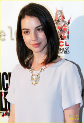 Adelaide Kane pic #716920