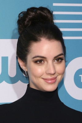 Adelaide Kane pic #775976