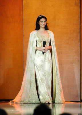Adelaide Kane pic #711156