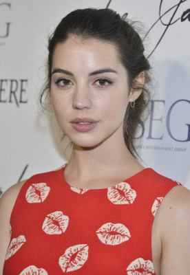 Adelaide Kane pic #779017