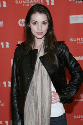 Adelaide Kane pic #716816