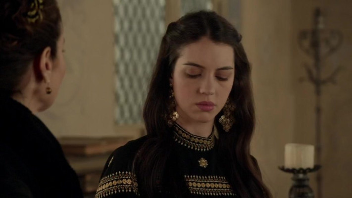 Adelaide Kane pic #775470