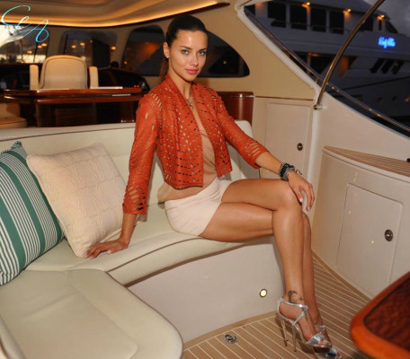 Adriana Lima pic #646038
