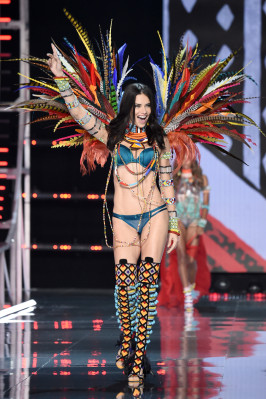 photo 11 in Adriana Lima gallery [id981803] 2017-11-21 00:00:00