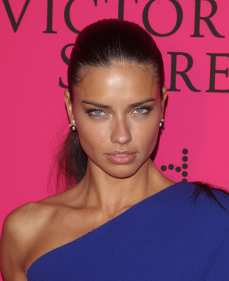 Adriana Lima pic #648933