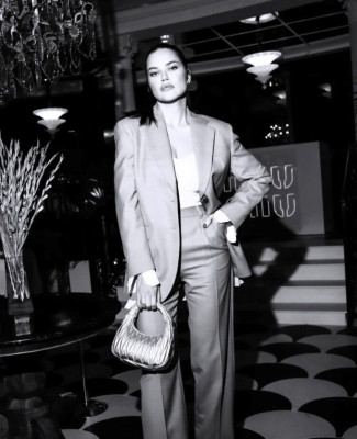 photo 21 in Adriana Lima gallery [id1337029] 2023-11-20 00:00:00