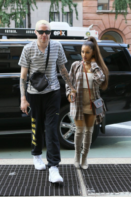 Ariana Grande pic #1052676